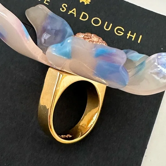 LELE sadoughi large flower crystal Ring - Picture 8 of 8